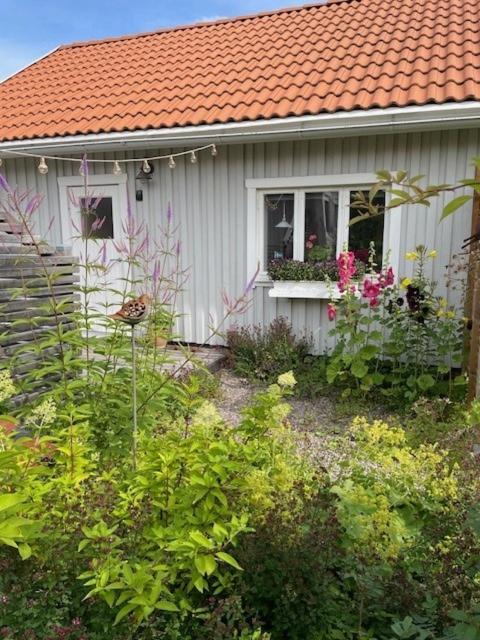 Hatty'S Guesthouse Motala Exterior photo